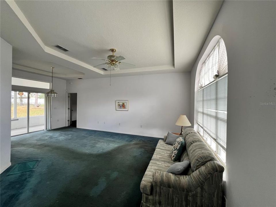 For Sale: $295,500 (3 beds, 2 baths, 1473 Square Feet)