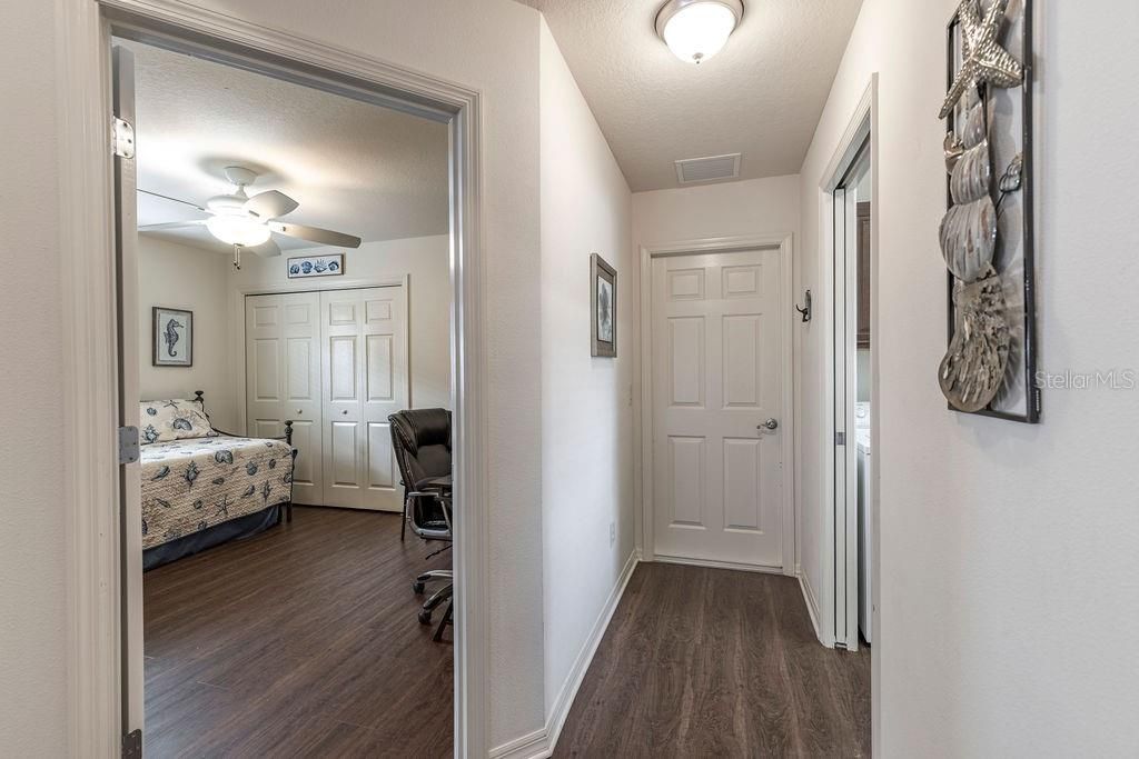 待售: $360,000 (3 贝兹, 2 浴室, 1407 平方英尺)