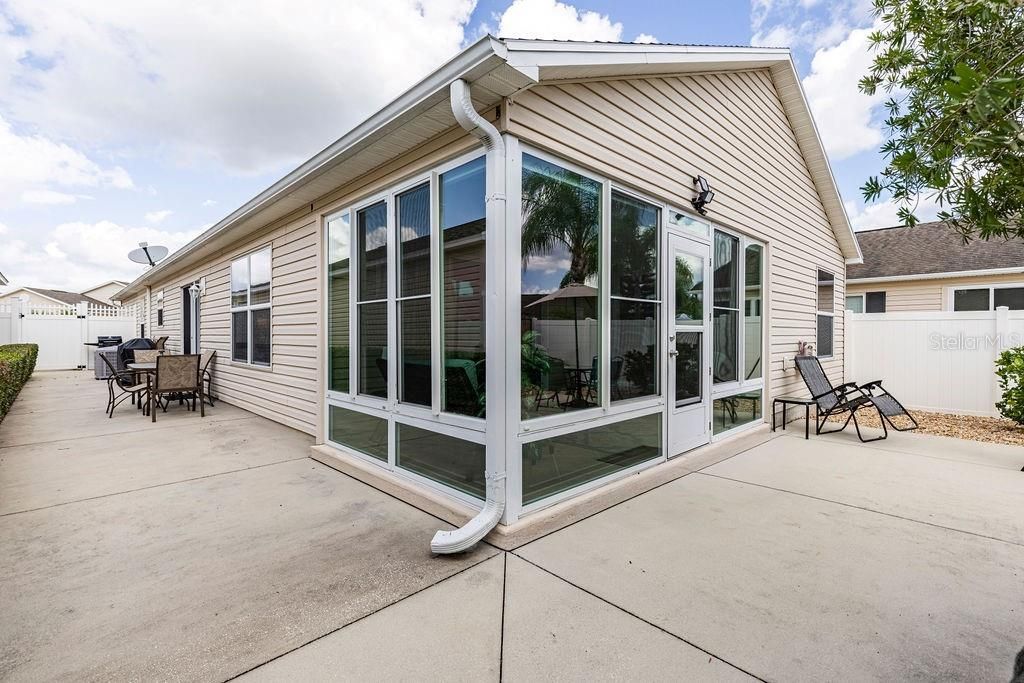 待售: $360,000 (3 贝兹, 2 浴室, 1407 平方英尺)