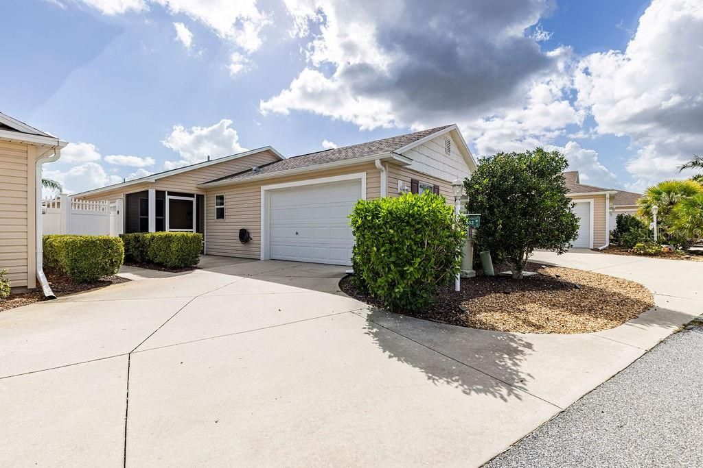 待售: $360,000 (3 贝兹, 2 浴室, 1407 平方英尺)