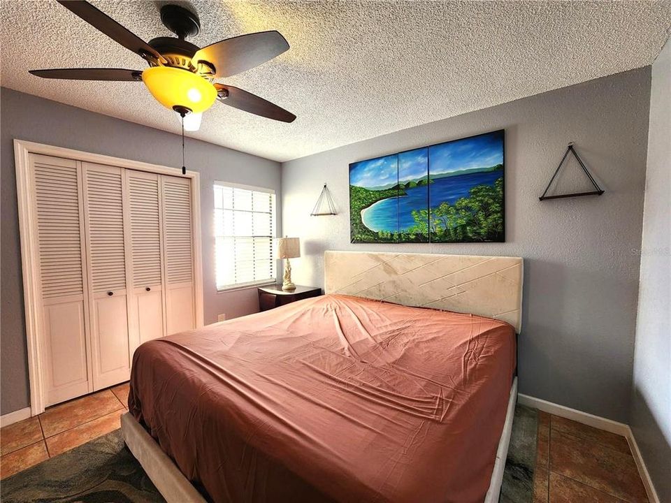 На продажу: $148,900 (2 спален, 2 ванн, 892 Квадратных фут)