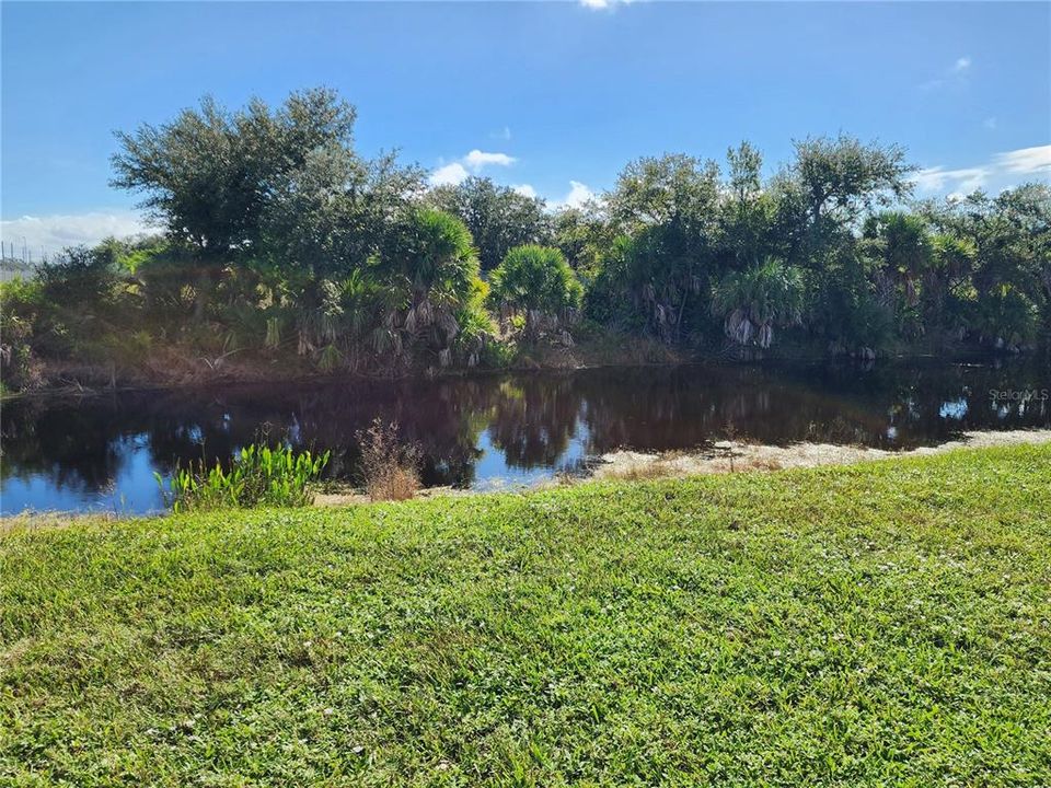 На продажу: $148,900 (2 спален, 2 ванн, 892 Квадратных фут)