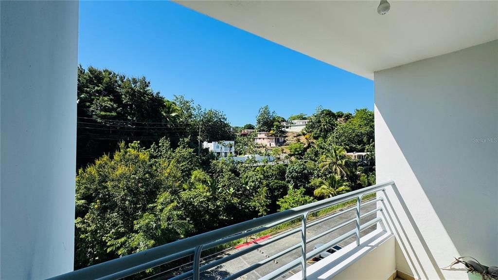 Под контрактом: $173,000 (3 спален, 2 ванн, 1162 Квадратных фут)