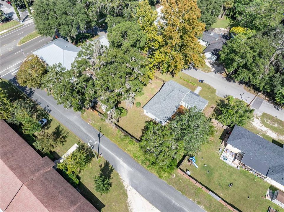 На продажу: $317,000 (4 спален, 2 ванн, 1716 Квадратных фут)