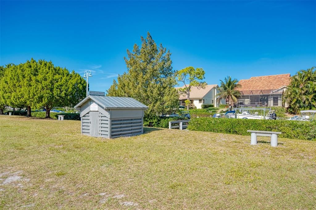 For Sale: $375,000 (2 beds, 2 baths, 1115 Square Feet)