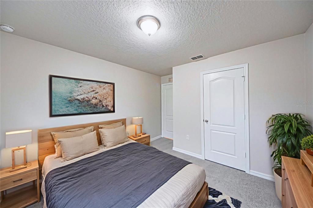 Active With Contract: $321,500 (3 beds, 2 baths, 1673 Square Feet)