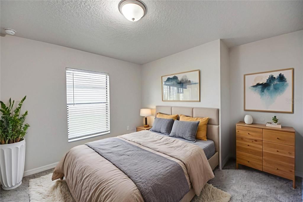 Active With Contract: $321,500 (3 beds, 2 baths, 1673 Square Feet)