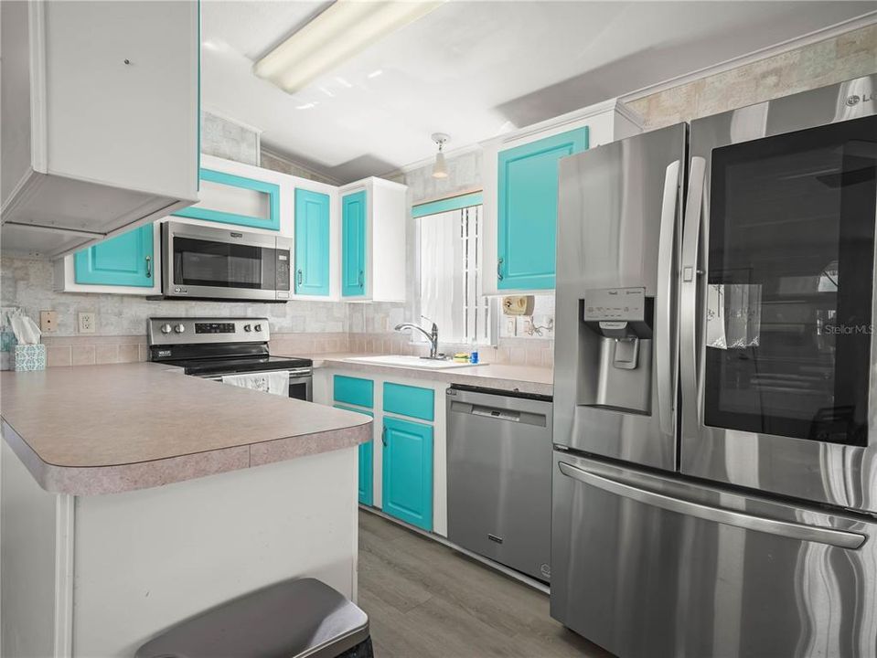 En Venta: $159,900 (2 camas, 2 baños, 864 Pies cuadrados)