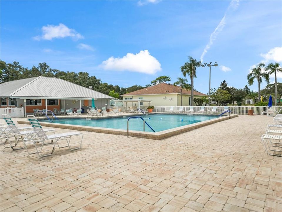 En Venta: $159,900 (2 camas, 2 baños, 864 Pies cuadrados)