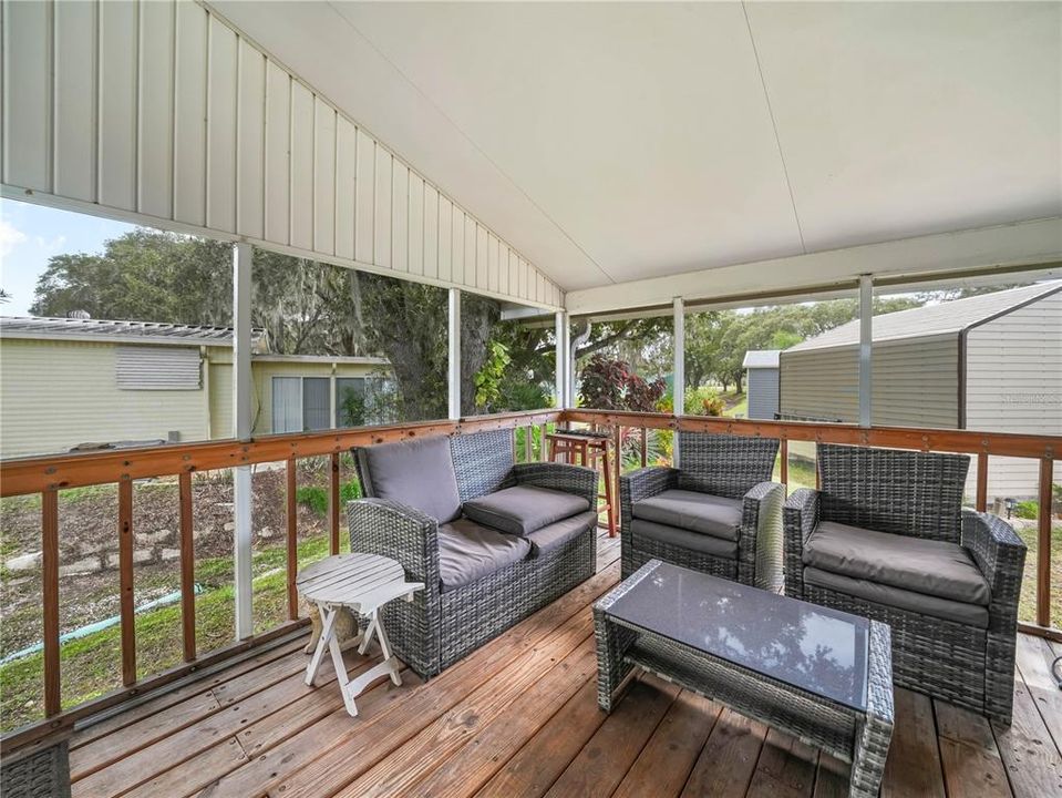 En Venta: $159,900 (2 camas, 2 baños, 864 Pies cuadrados)