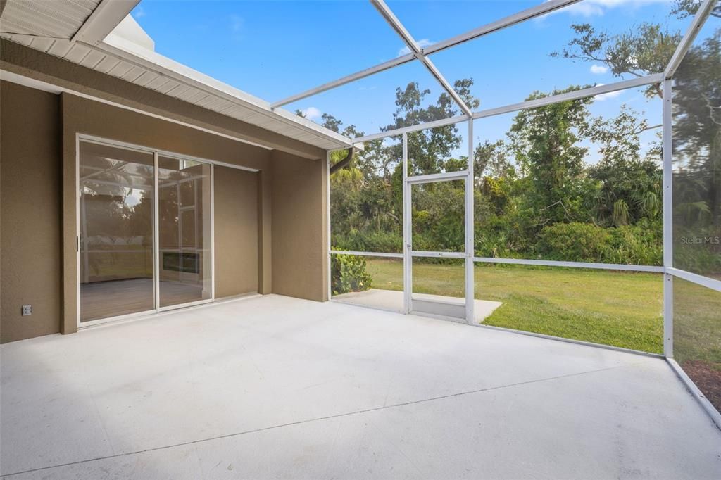 Activo con contrato: $514,900 (4 camas, 2 baños, 2475 Pies cuadrados)