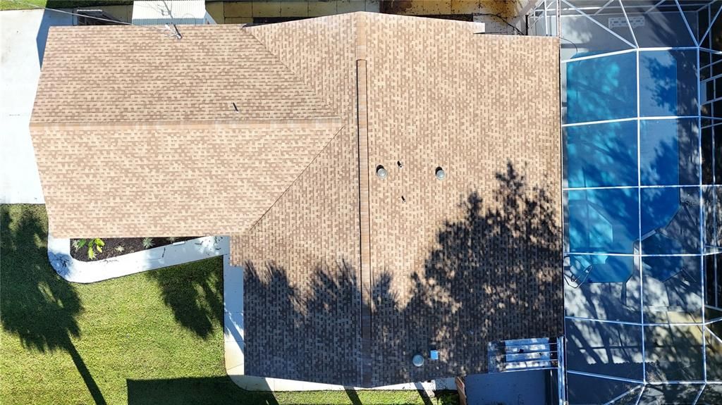 For Sale: $495,000 (2 beds, 2 baths, 1040 Square Feet)