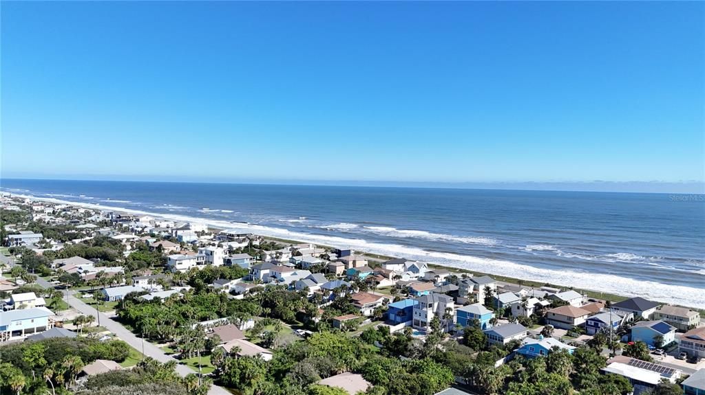 For Sale: $495,000 (2 beds, 2 baths, 1040 Square Feet)