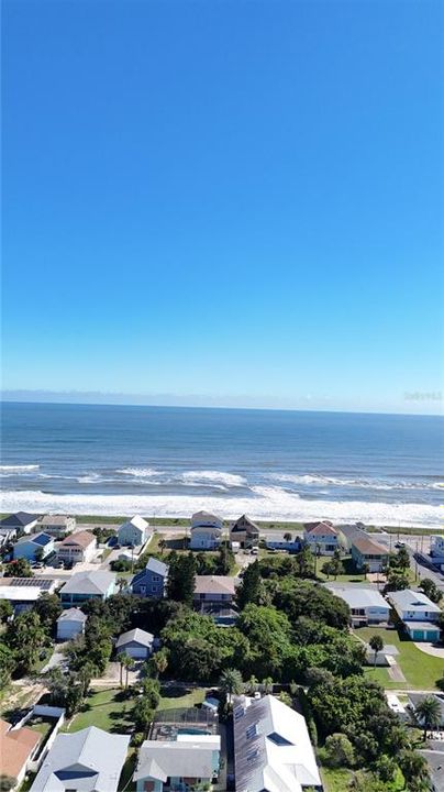 For Sale: $495,000 (2 beds, 2 baths, 1040 Square Feet)