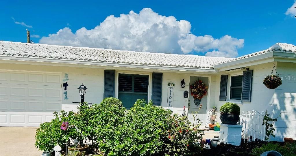 En Venta: $449,900 (3 camas, 2 baños, 1693 Pies cuadrados)
