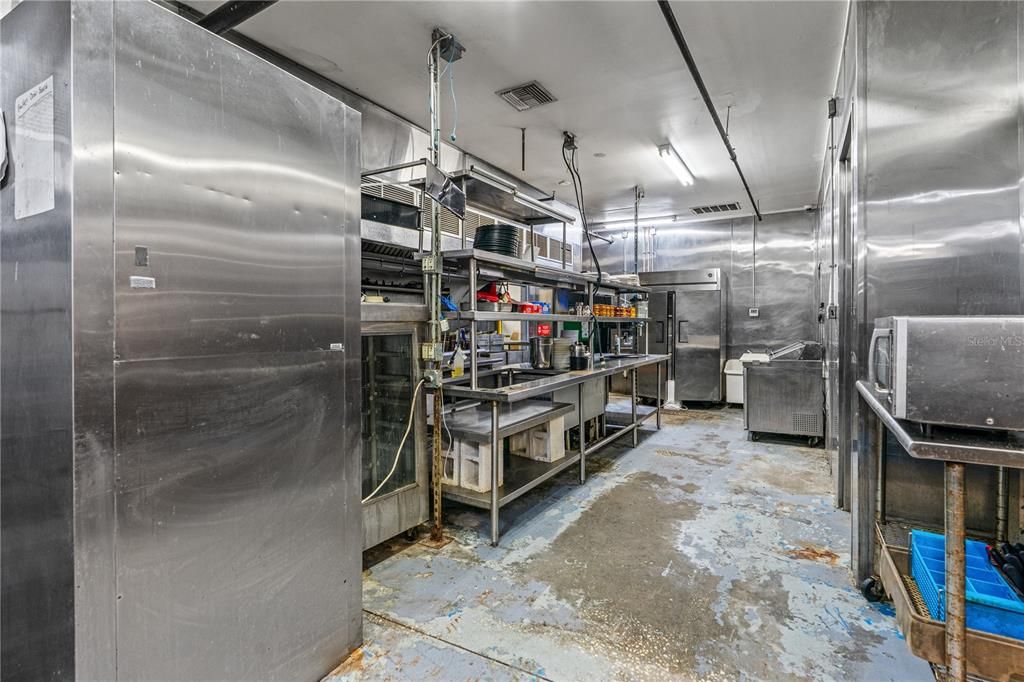 待售: $144,000 (0 贝兹, 0 浴室, 8391 平方英尺)