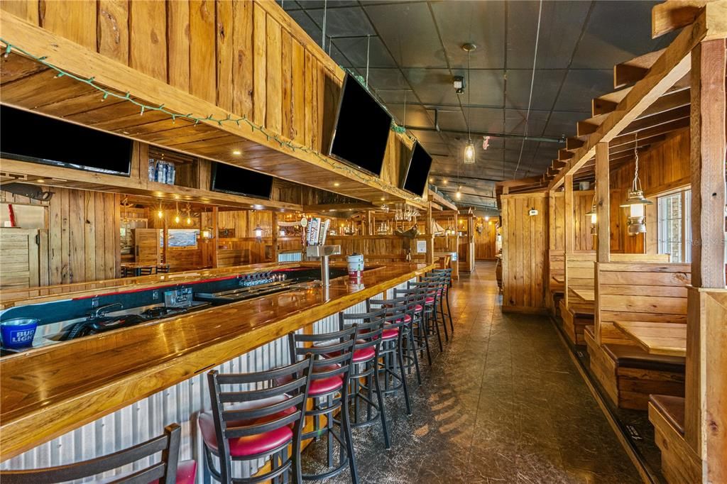 待售: $144,000 (0 贝兹, 0 浴室, 8391 平方英尺)