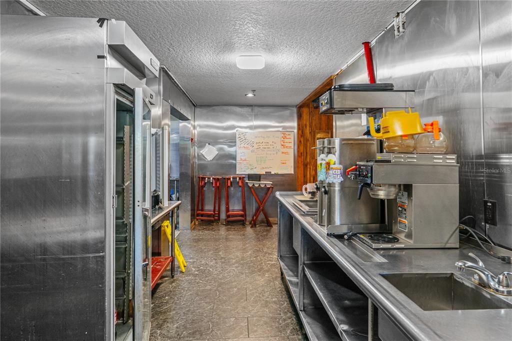 待售: $144,000 (0 贝兹, 0 浴室, 8391 平方英尺)