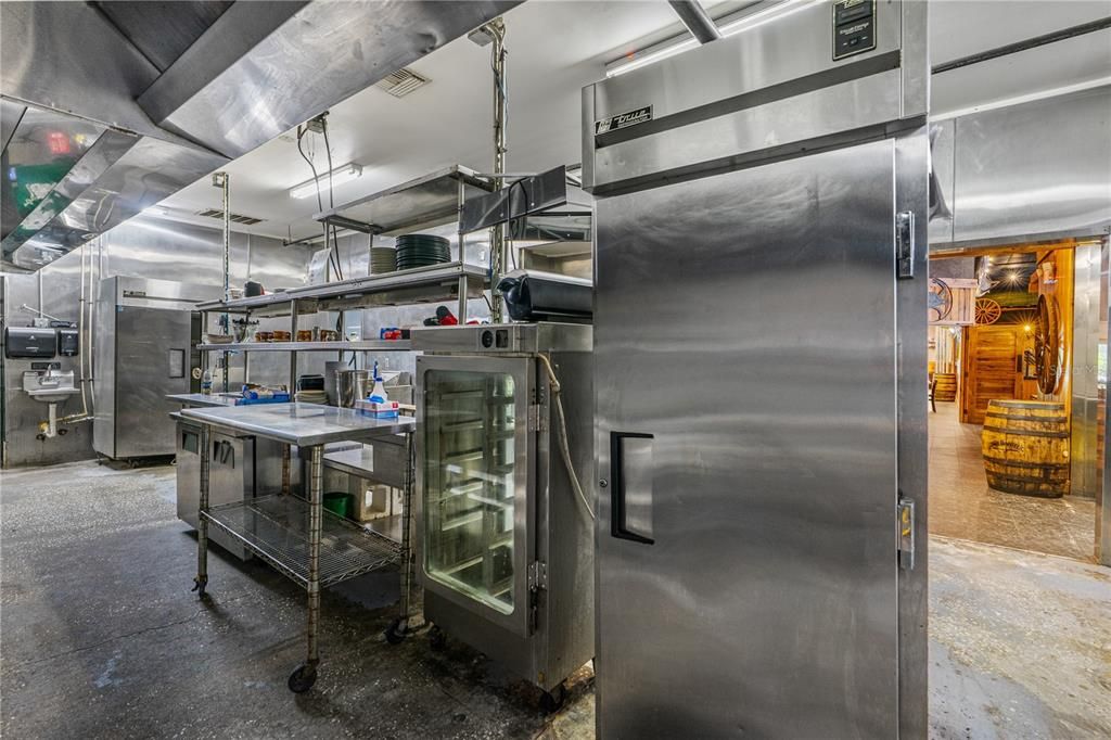 待售: $144,000 (0 贝兹, 0 浴室, 8391 平方英尺)