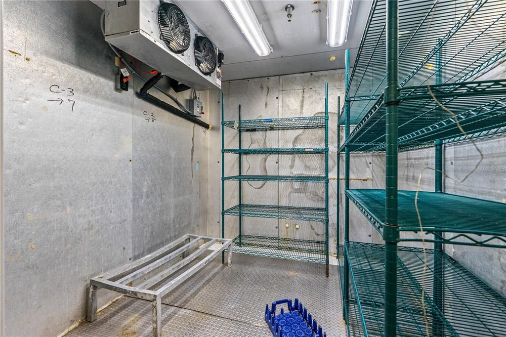 待售: $144,000 (0 贝兹, 0 浴室, 8391 平方英尺)