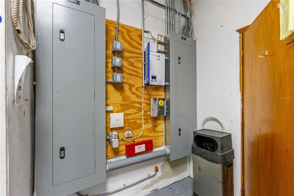 待售: $144,000 (0 贝兹, 0 浴室, 8391 平方英尺)