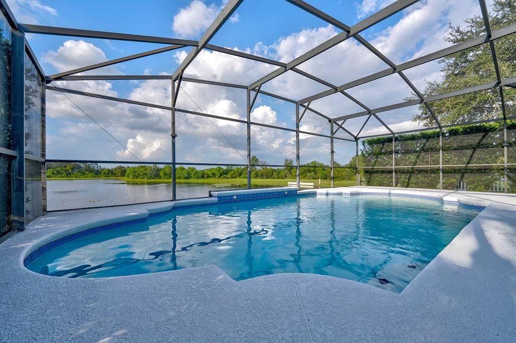 Activo con contrato: $474,000 (3 camas, 2 baños, 1851 Pies cuadrados)