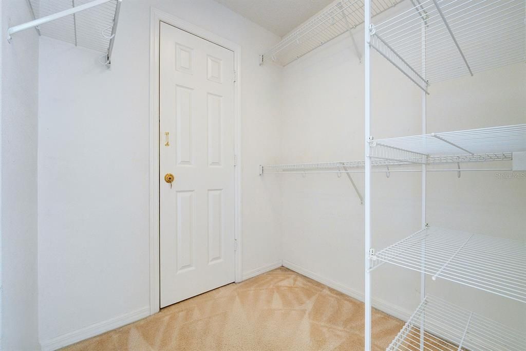 Activo con contrato: $474,000 (3 camas, 2 baños, 1851 Pies cuadrados)