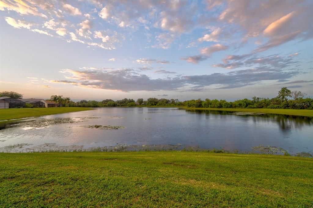 Activo con contrato: $474,000 (3 camas, 2 baños, 1851 Pies cuadrados)