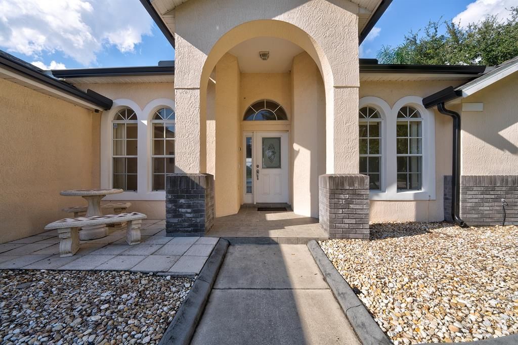 Activo con contrato: $474,000 (3 camas, 2 baños, 1851 Pies cuadrados)