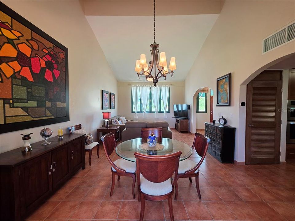 В аренду: $3,000 (2 спален, 2 ванн, 1772 Квадратных фут)