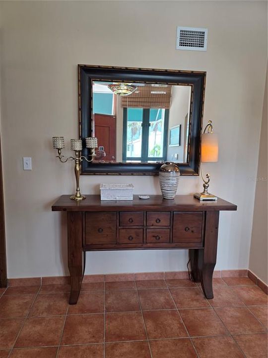 В аренду: $3,000 (2 спален, 2 ванн, 1772 Квадратных фут)