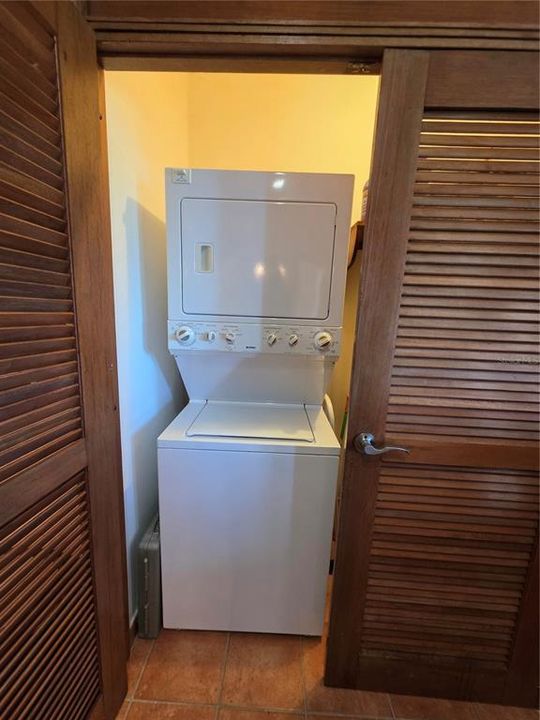 В аренду: $3,000 (2 спален, 2 ванн, 1772 Квадратных фут)