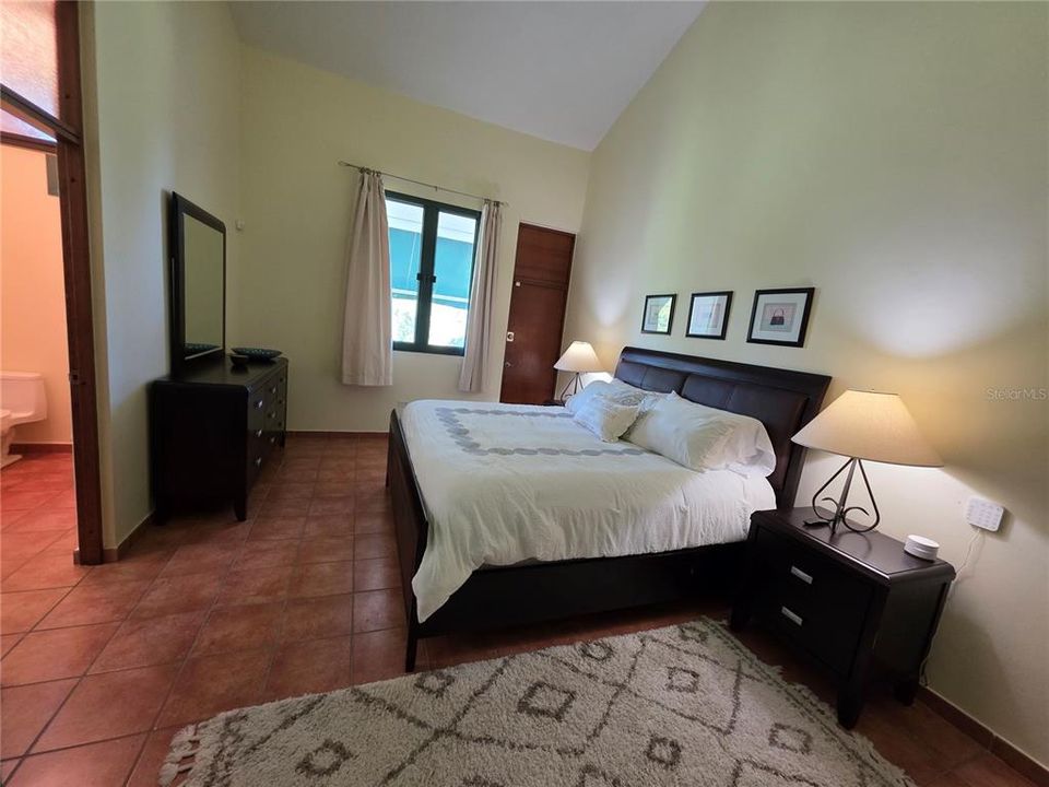 В аренду: $3,000 (2 спален, 2 ванн, 1772 Квадратных фут)