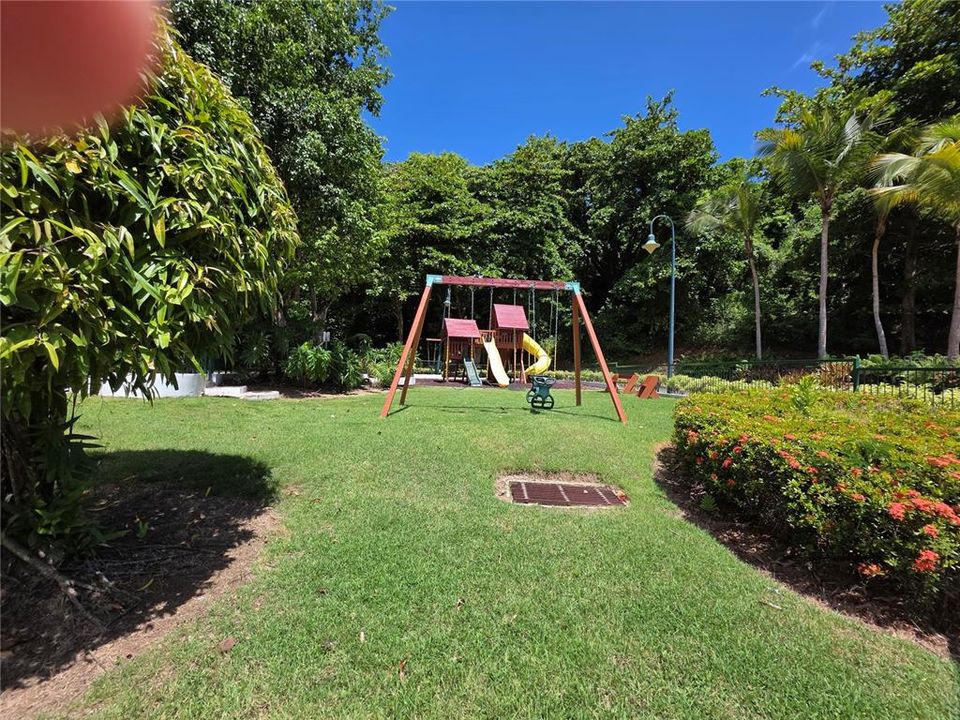 В аренду: $3,000 (2 спален, 2 ванн, 1772 Квадратных фут)