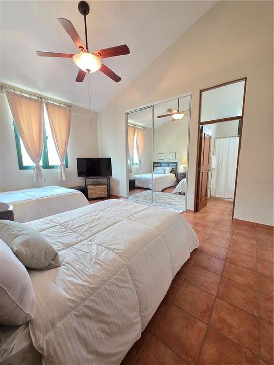 В аренду: $3,000 (2 спален, 2 ванн, 1772 Квадратных фут)