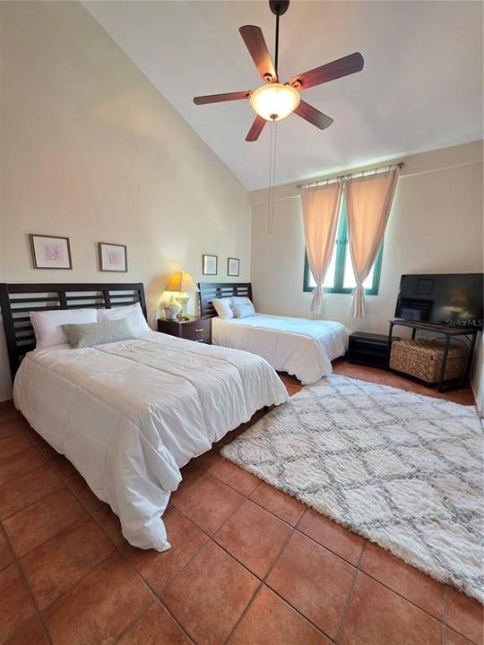 В аренду: $3,000 (2 спален, 2 ванн, 1772 Квадратных фут)