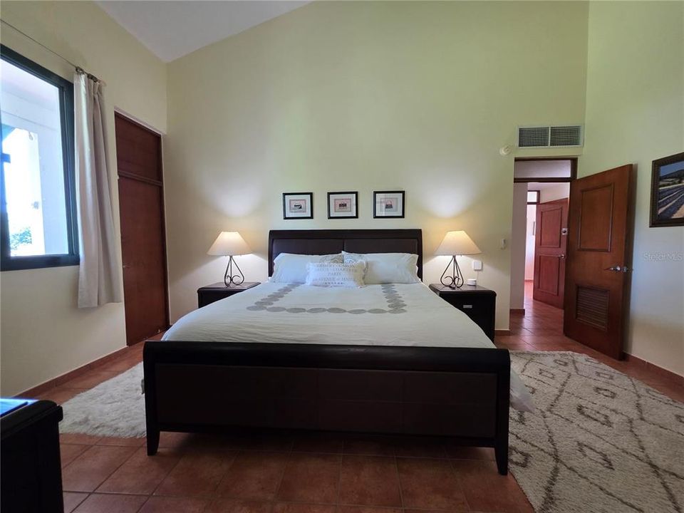 В аренду: $3,000 (2 спален, 2 ванн, 1772 Квадратных фут)