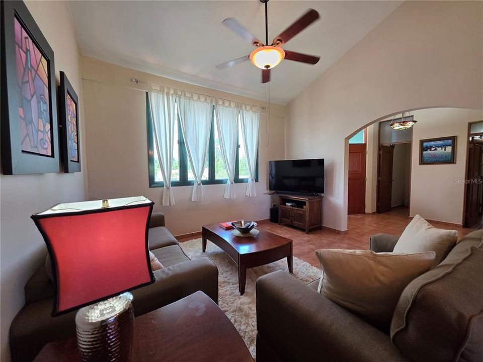 В аренду: $3,000 (2 спален, 2 ванн, 1772 Квадратных фут)