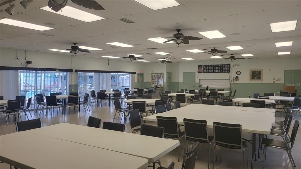 For Sale: $119,500 (2 beds, 1 baths, 825 Square Feet)