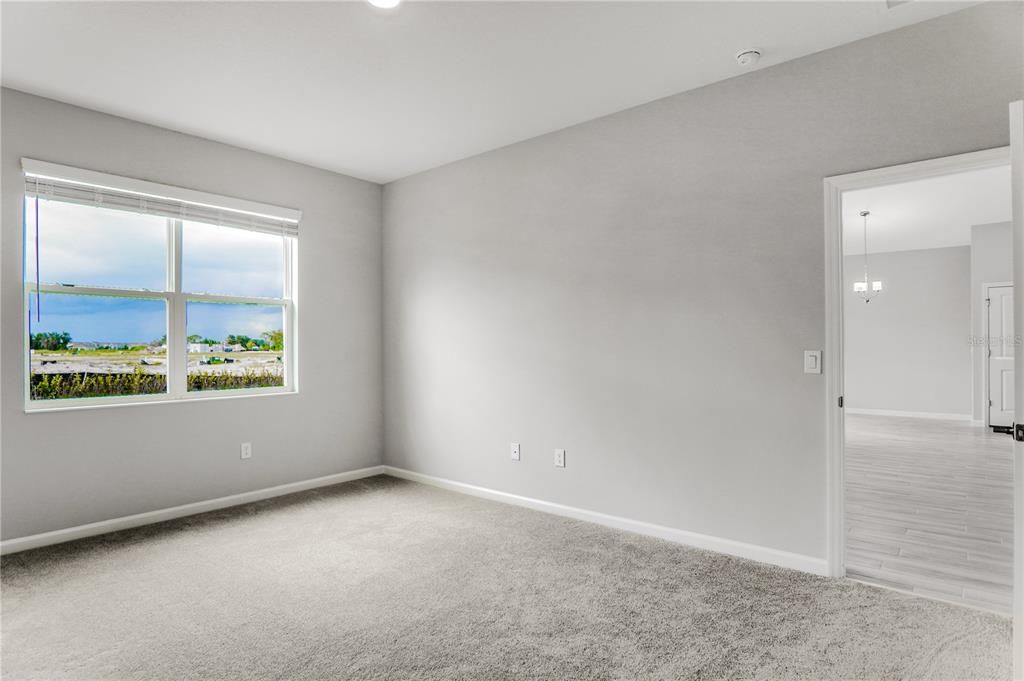 Active With Contract: $2,499 (3 beds, 2 baths, 1758 Square Feet)