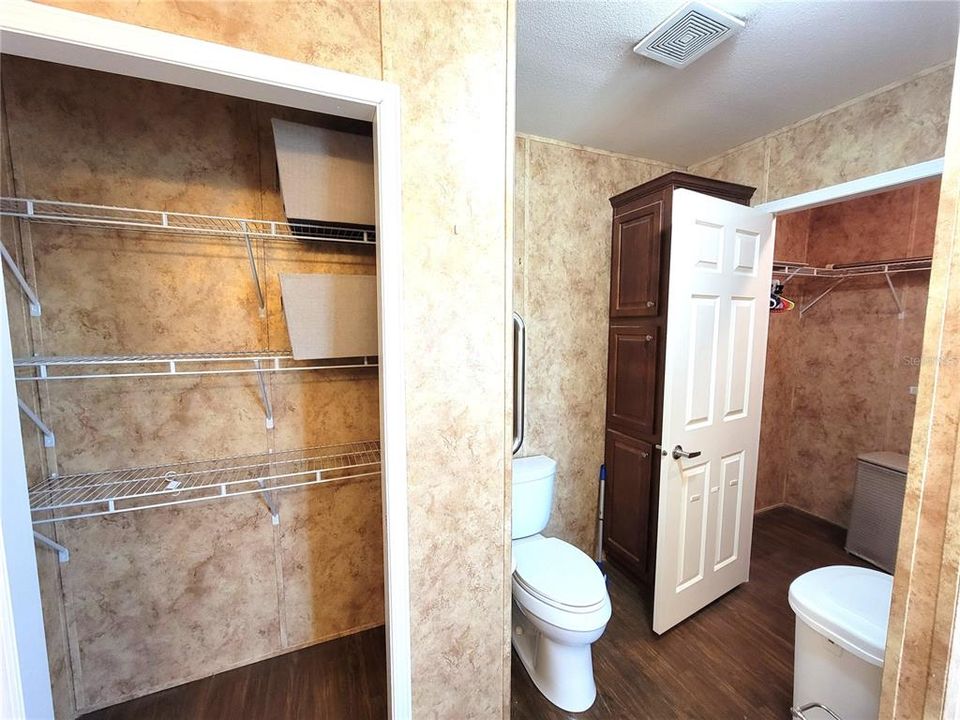 待售: $109,900 (3 贝兹, 2 浴室, 1800 平方英尺)