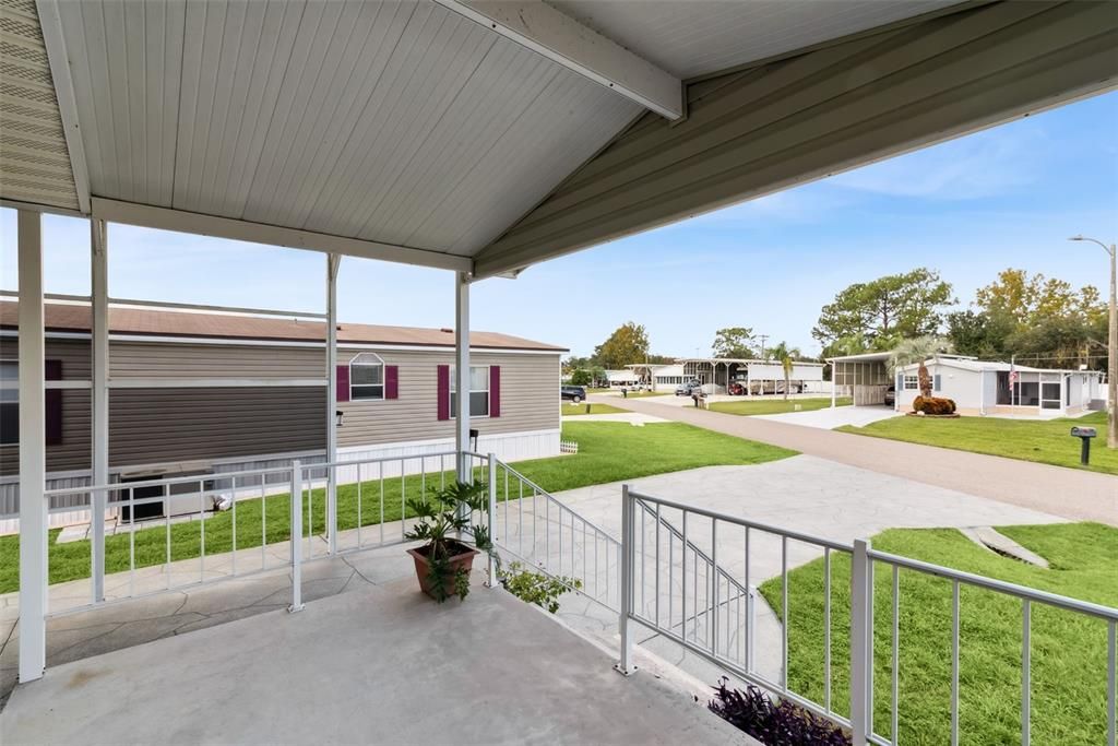 На продажу: $235,000 (2 спален, 2 ванн, 1296 Квадратных фут)