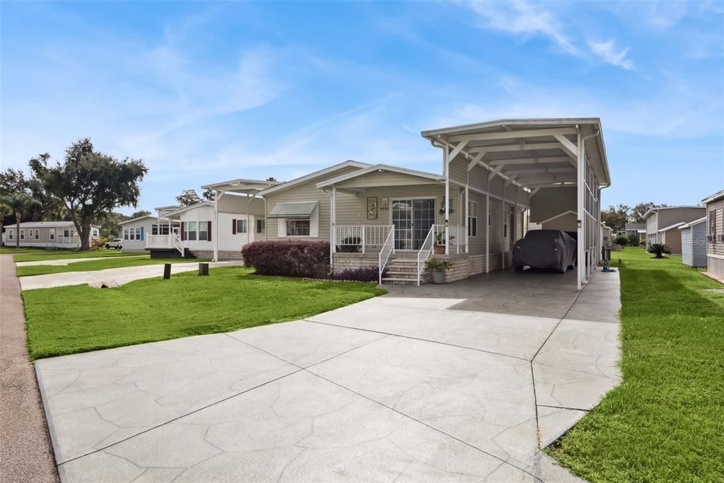 На продажу: $235,000 (2 спален, 2 ванн, 1296 Квадратных фут)