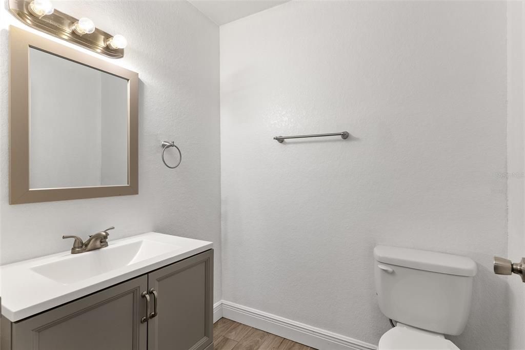 For Sale: $275,000 (3 beds, 2 baths, 1620 Square Feet)