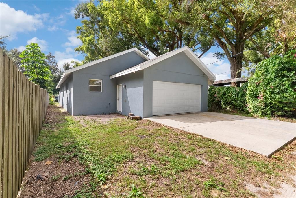 For Sale: $275,000 (3 beds, 2 baths, 1620 Square Feet)