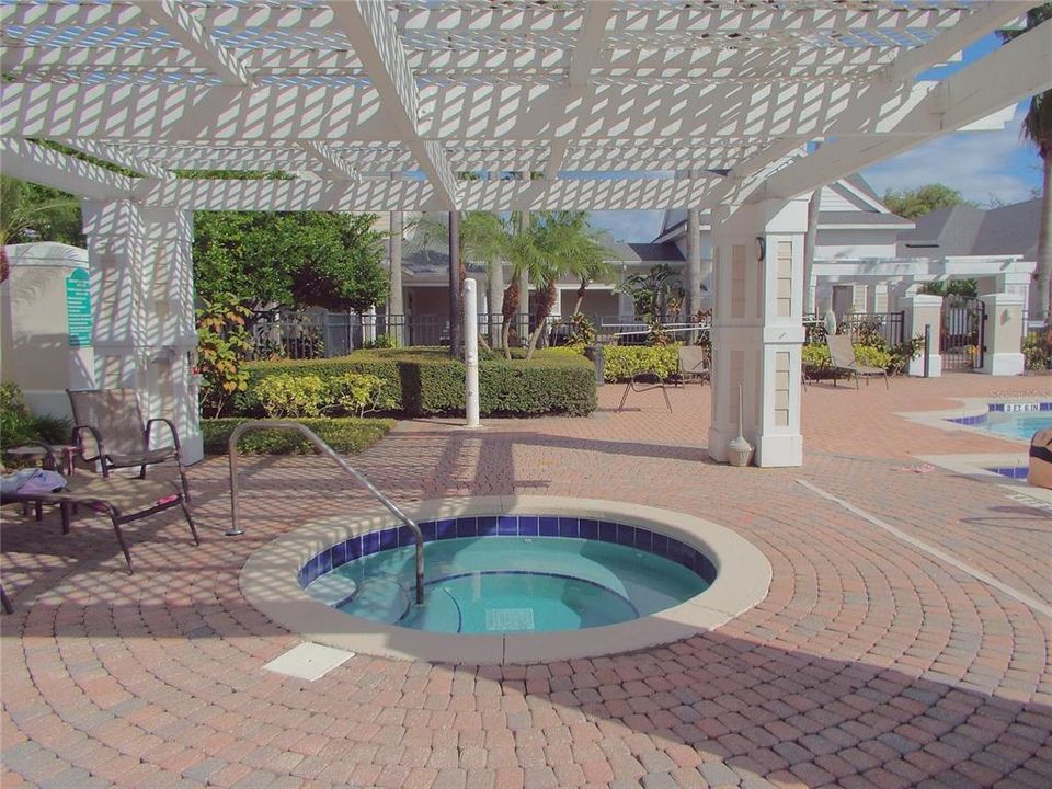 Active With Contract: $319,900 (3 beds, 2 baths, 1499 Square Feet)