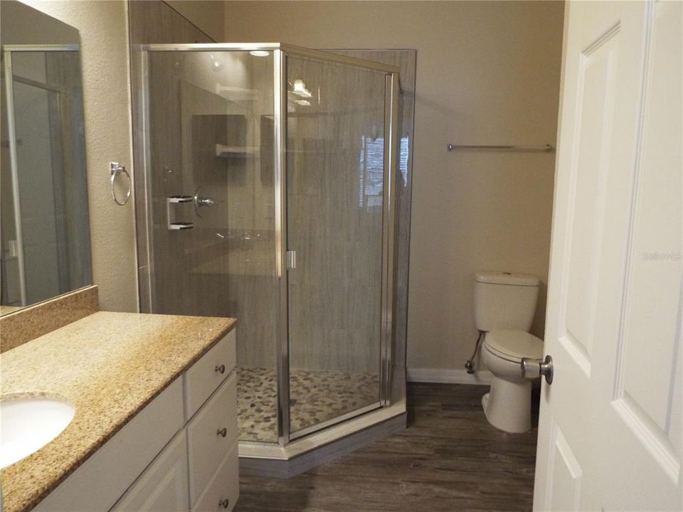 Active With Contract: $319,900 (3 beds, 2 baths, 1499 Square Feet)