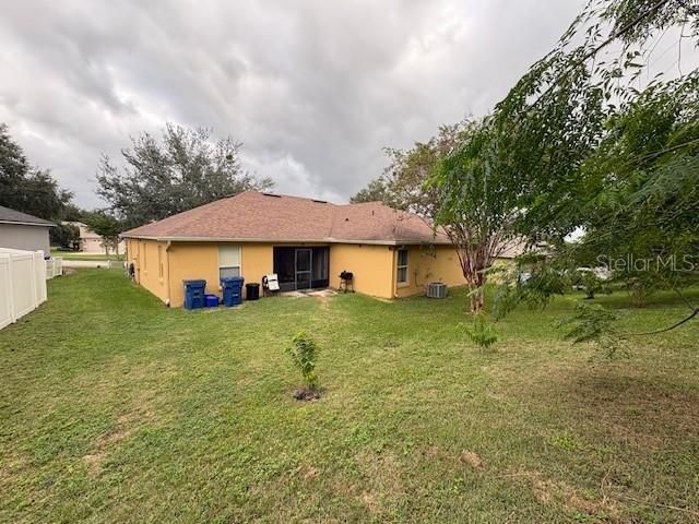 En Venta: $369,000 (4 camas, 2 baños, 1912 Pies cuadrados)