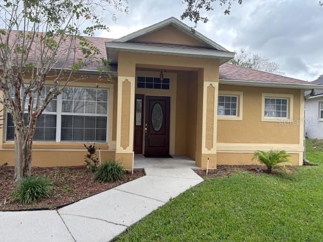 En Venta: $369,000 (4 camas, 2 baños, 1912 Pies cuadrados)