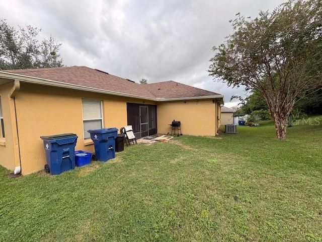 En Venta: $369,000 (4 camas, 2 baños, 1912 Pies cuadrados)